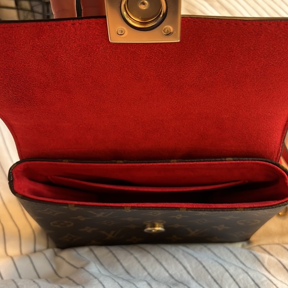 Louis Vuitton Locke BB Purse Top Handle and Shoulder Strap NEW - Picture 4 of 6